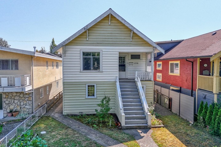 Photo 1 at 2336 45 Avenue, Killarney VE, Vancouver East