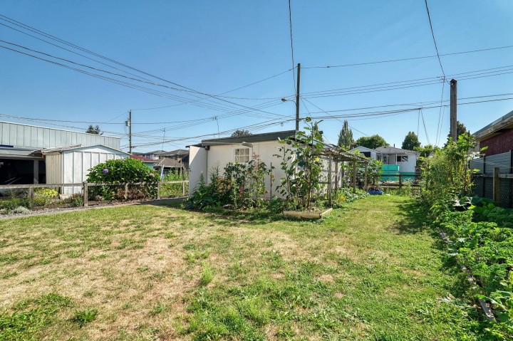 Photo 34 at 2336 45 Avenue, Killarney VE, Vancouver East