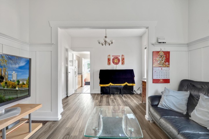 Photo 8 at 2336 45 Avenue, Killarney VE, Vancouver East