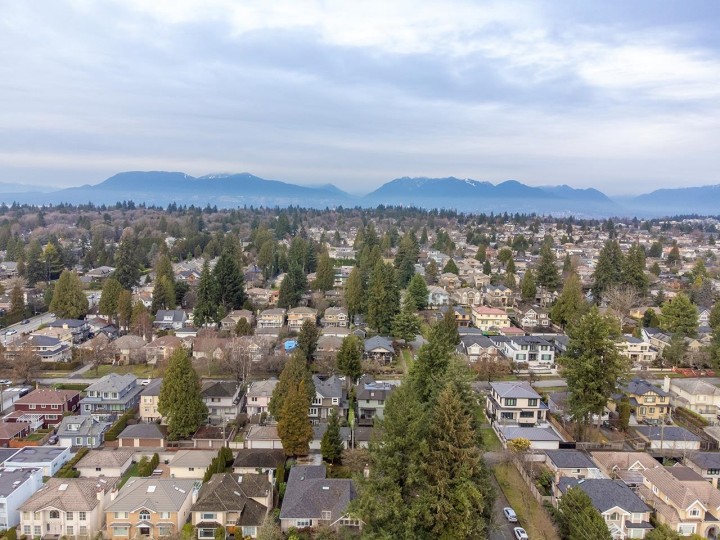 Photo 32 at 1420 W 53rd Avenue, South Granville, Vancouver West