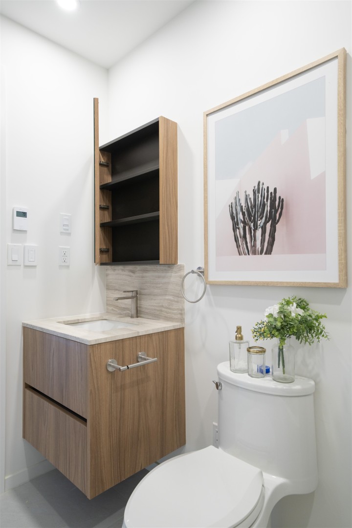 Photo 9 at 206 - 8486 Oak Street, Marpole, Vancouver West