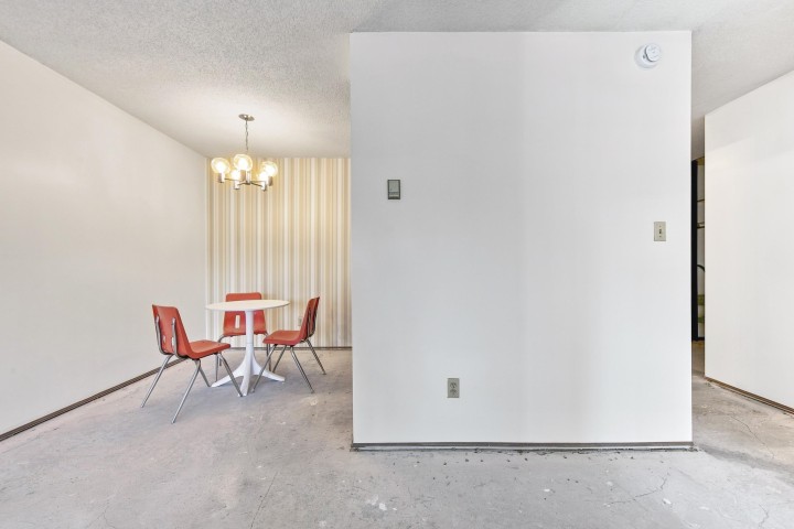Photo 3 at 205 - 1825 W 8th Avenue, Kitsilano, Vancouver West