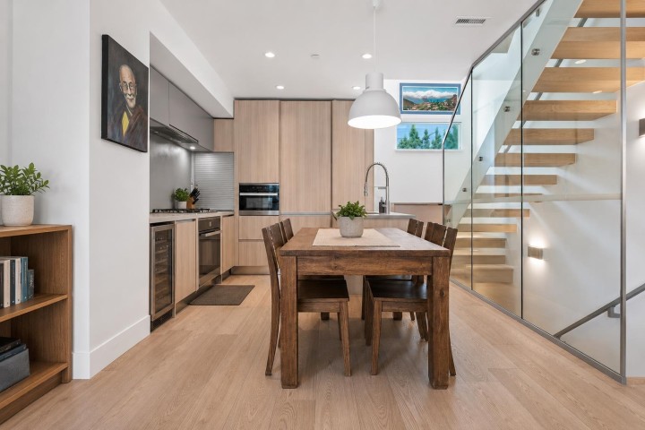 Photo 3 at 156 W Woodstock Avenue, Cambie, Vancouver West