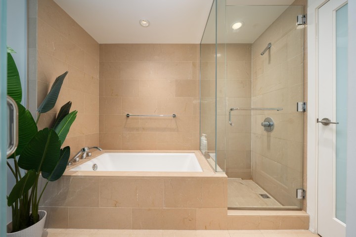 Photo 15 at 2704 - 1111 Alberni Street, West End VW, Vancouver West