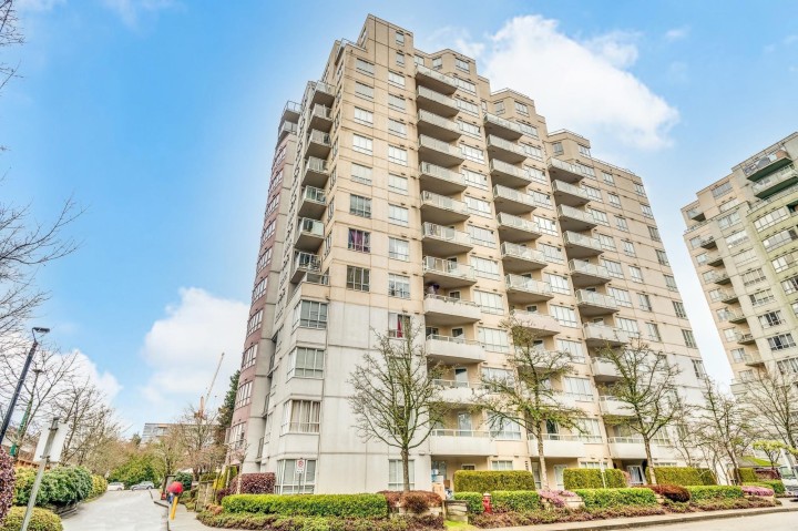 Photo 1 at 209 - 3455 Ascot Place, Collingwood VE, Vancouver East