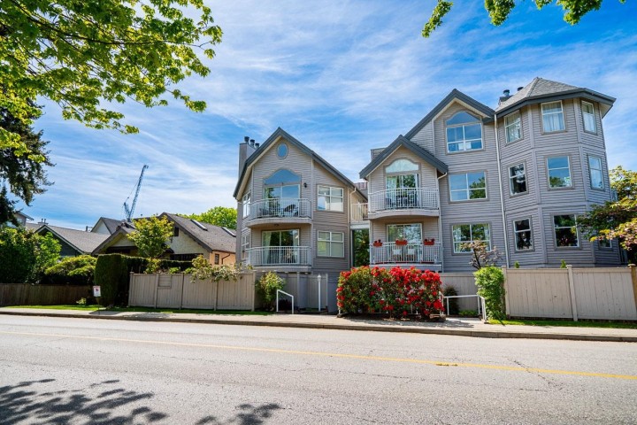 Photo 37 at 592 W 16th Avenue, Cambie, Vancouver West