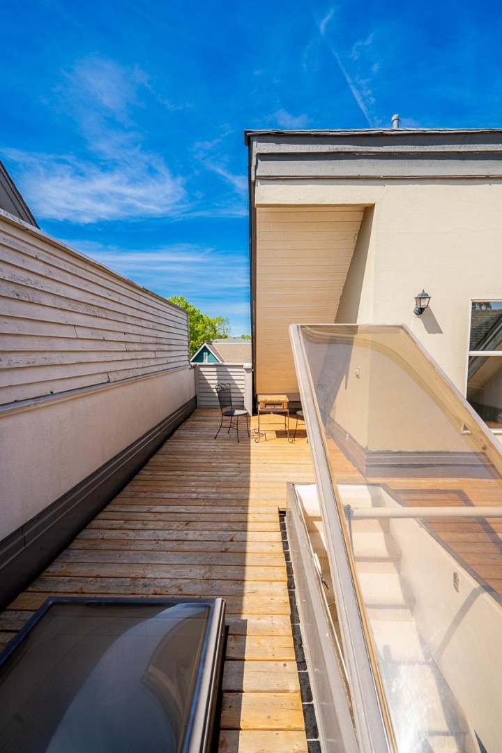Photo 29 at 592 W 16th Avenue, Cambie, Vancouver West
