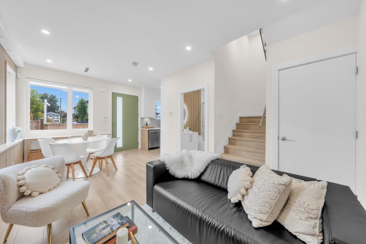 Photo 13 at 1 - 3581 Haida Drive, Renfrew Heights, Vancouver East