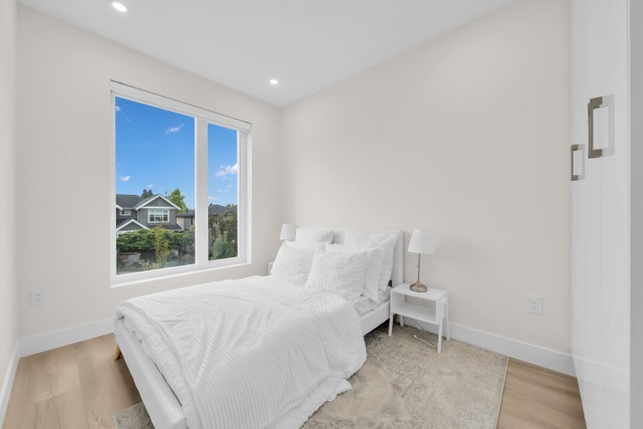 Photo 16 at 1 - 3581 Haida Drive, Renfrew Heights, Vancouver East