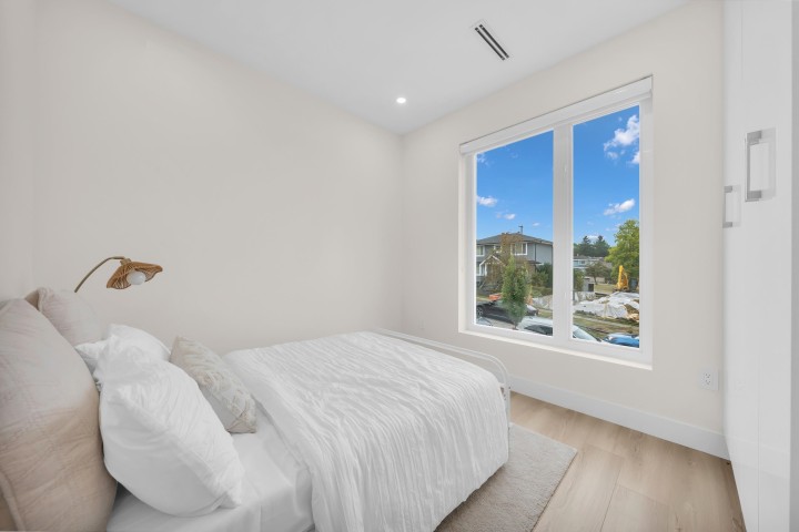 Photo 14 at 1 - 3581 Haida Drive, Renfrew Heights, Vancouver East