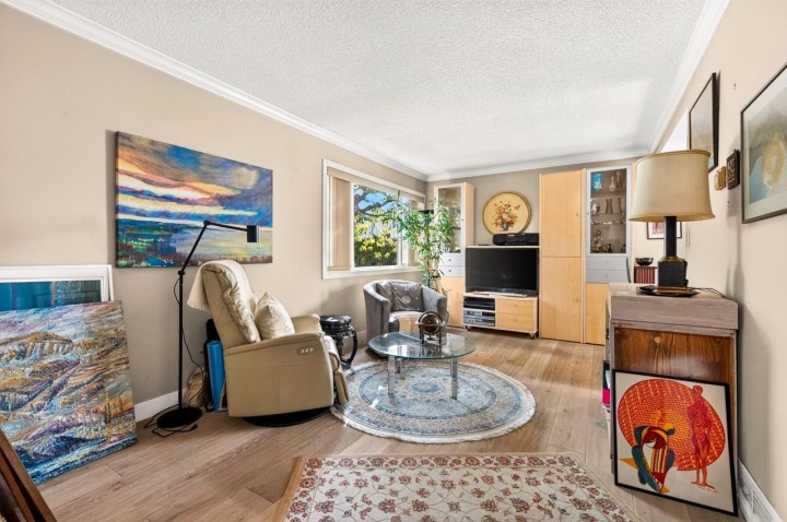 Photo 6 at 52 - 3425 E 49th Avenue, Killarney VE, Vancouver East