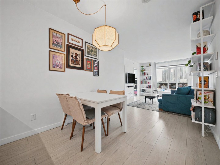Photo 6 at 512 - 1133 Homer Street, Yaletown, Vancouver West
