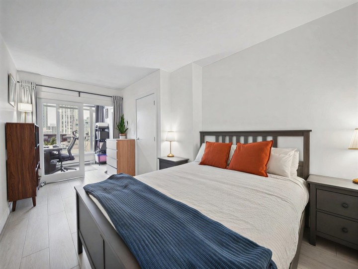 Photo 16 at 512 - 1133 Homer Street, Yaletown, Vancouver West