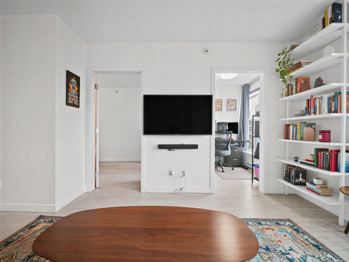 Photo 3 at 512 - 1133 Homer Street, Yaletown, Vancouver West