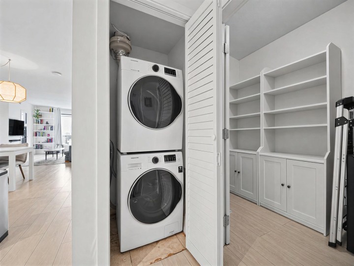 Photo 15 at 512 - 1133 Homer Street, Yaletown, Vancouver West