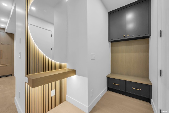 Photo 12 at 1 - 5150 Spencer Street, Collingwood VE, Vancouver East