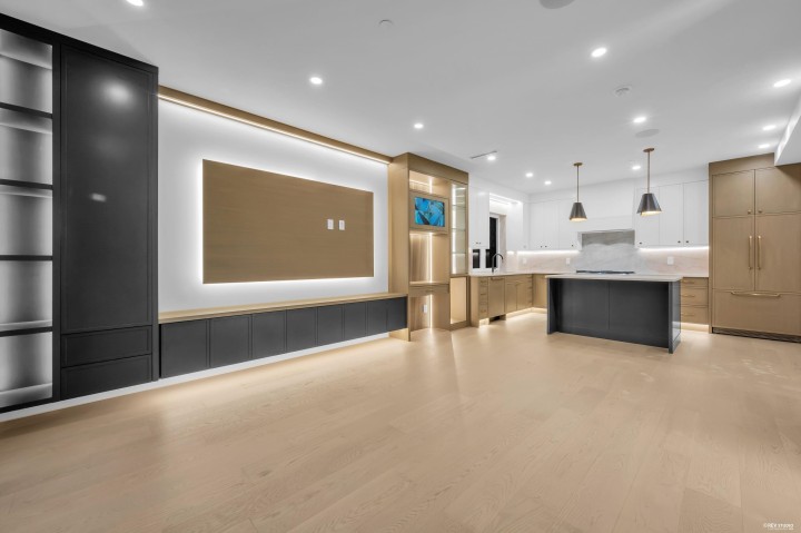 Photo 9 at 1 - 5150 Spencer Street, Collingwood VE, Vancouver East