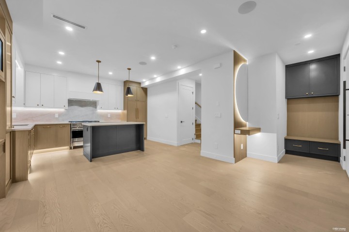 Photo 11 at 1 - 5150 Spencer Street, Collingwood VE, Vancouver East