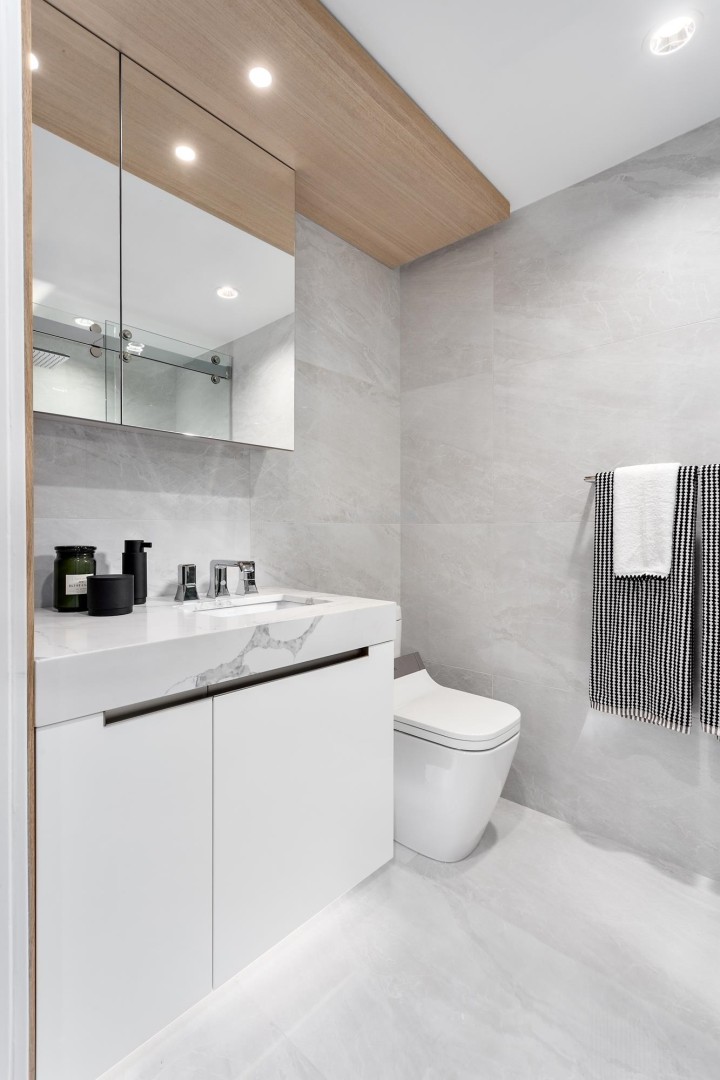 Photo 7 at TH2 - 2323 Fir Street, Fairview VW, Vancouver West