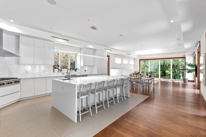Photo 10 at 388 Hidhurst Place, British Properties, West Vancouver