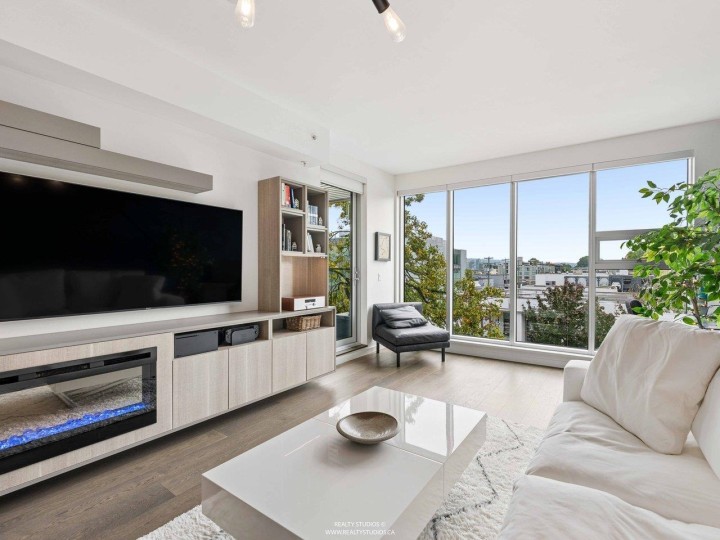 Photo 6 at 304 - 1819 W 5th Avenue, Kitsilano, Vancouver West