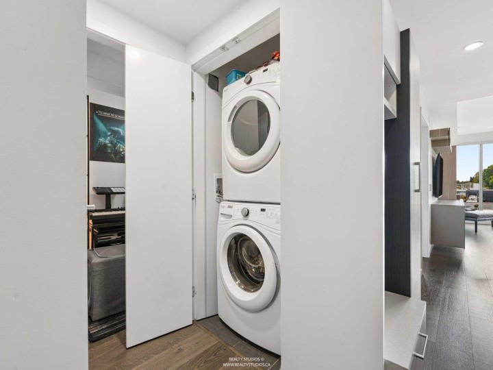 Photo 22 at 304 - 1819 W 5th Avenue, Kitsilano, Vancouver West
