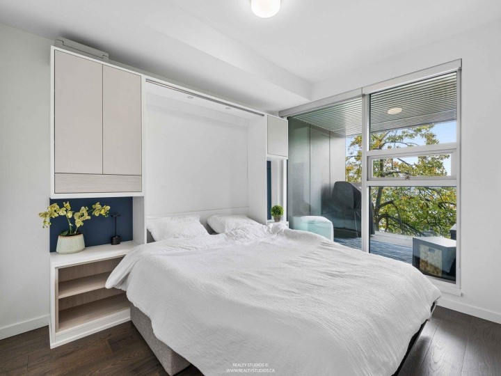 Photo 14 at 304 - 1819 W 5th Avenue, Kitsilano, Vancouver West