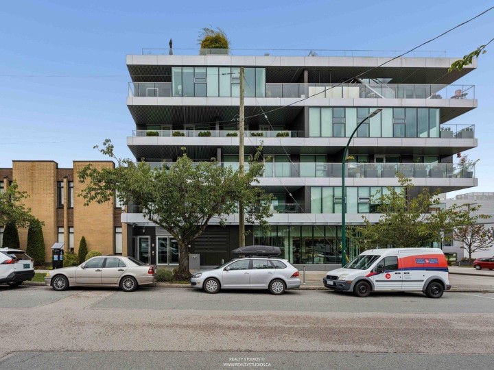 Photo 35 at 304 - 1819 W 5th Avenue, Kitsilano, Vancouver West
