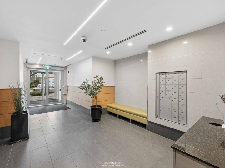 Photo 29 at 304 - 1819 W 5th Avenue, Kitsilano, Vancouver West