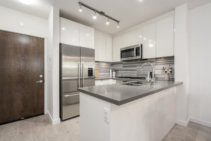 Photo 10 at 210 - 3168 Riverwalk Avenue, South Marine, Vancouver East
