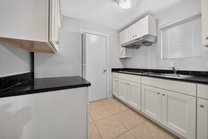 Photo 22 at 5882 Berkeley Street, Killarney VE, Vancouver East