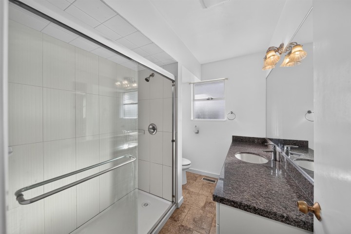 Photo 20 at 5882 Berkeley Street, Killarney VE, Vancouver East