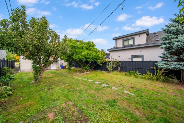 Photo 38 at 5882 Berkeley Street, Killarney VE, Vancouver East