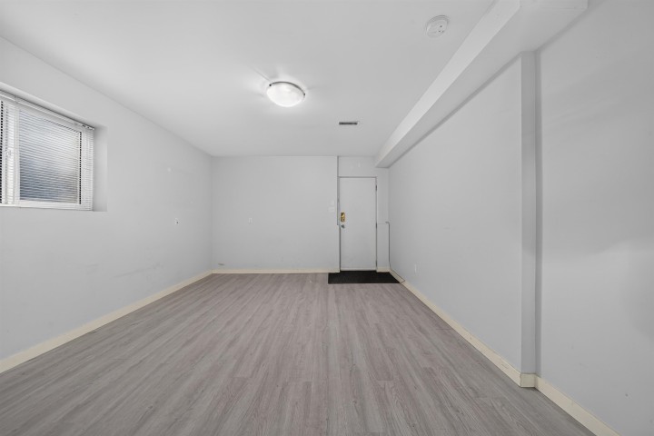 Photo 25 at 5882 Berkeley Street, Killarney VE, Vancouver East