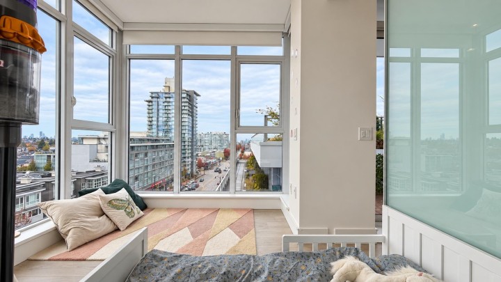 Photo 12 at 706 - 2435 Kingsway, Collingwood VE, Vancouver East