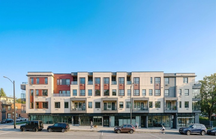 Photo 16 at 206 - 3590 W 39th Avenue, Dunbar, Vancouver West