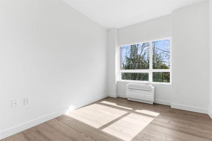 Photo 9 at 206 - 3590 W 39th Avenue, Dunbar, Vancouver West