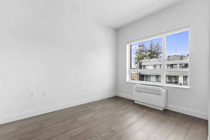 Photo 14 at 304 - 3590 W 39th Avenue, Dunbar, Vancouver West