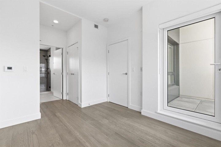 Photo 11 at 306 - 3590 W 39th Avenue, Dunbar, Vancouver West
