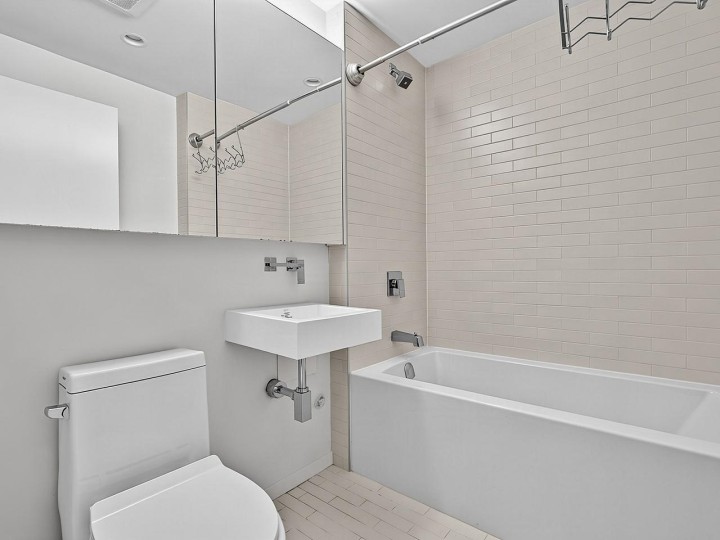 Photo 24 at 4136 Beatrice Street, Victoria VE, Vancouver East