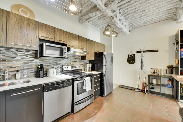 Photo 17 at 305 - 350 E 2nd Avenue, Mount Pleasant VE, Vancouver East