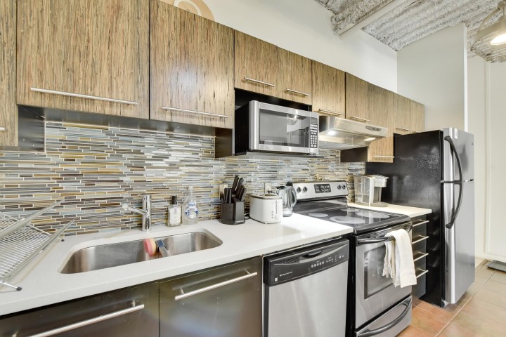Photo 16 at 305 - 350 E 2nd Avenue, Mount Pleasant VE, Vancouver East
