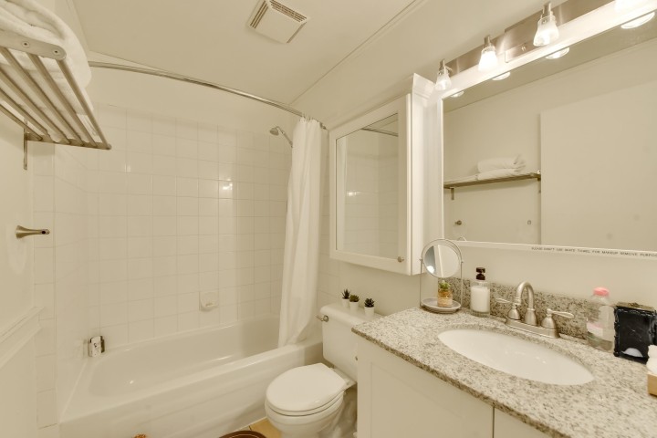 Photo 20 at 305 - 350 E 2nd Avenue, Mount Pleasant VE, Vancouver East