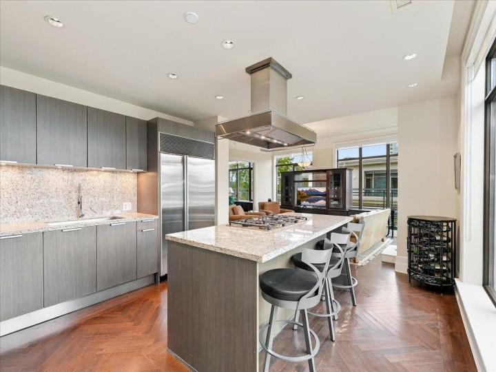 Photo 10 at PH - 526 Waters Edge Crescent, Park Royal, West Vancouver