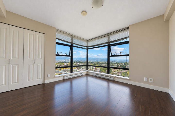 Photo 25 at 2509 - 5380 Oben Street, Collingwood VE, Vancouver East