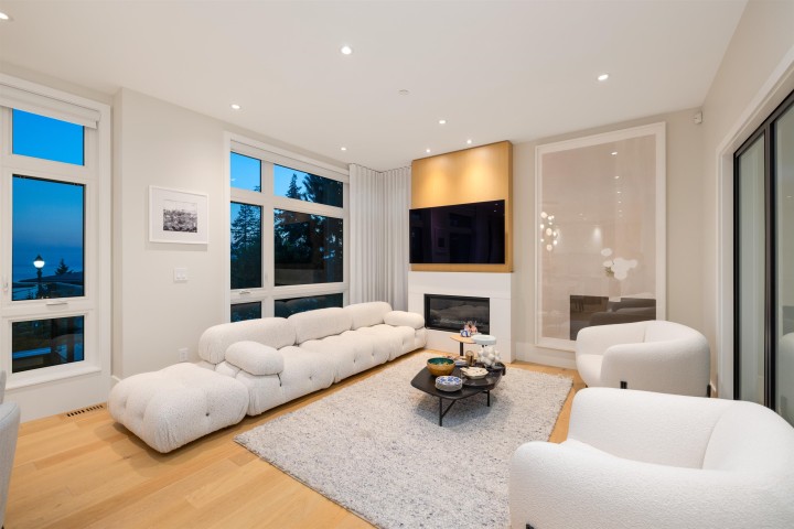 Photo 7 at 2993 Burfield Place, Cypress Park Estates, West Vancouver