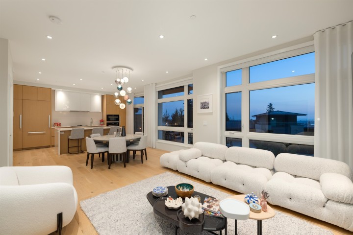 Photo 11 at 2993 Burfield Place, Cypress Park Estates, West Vancouver