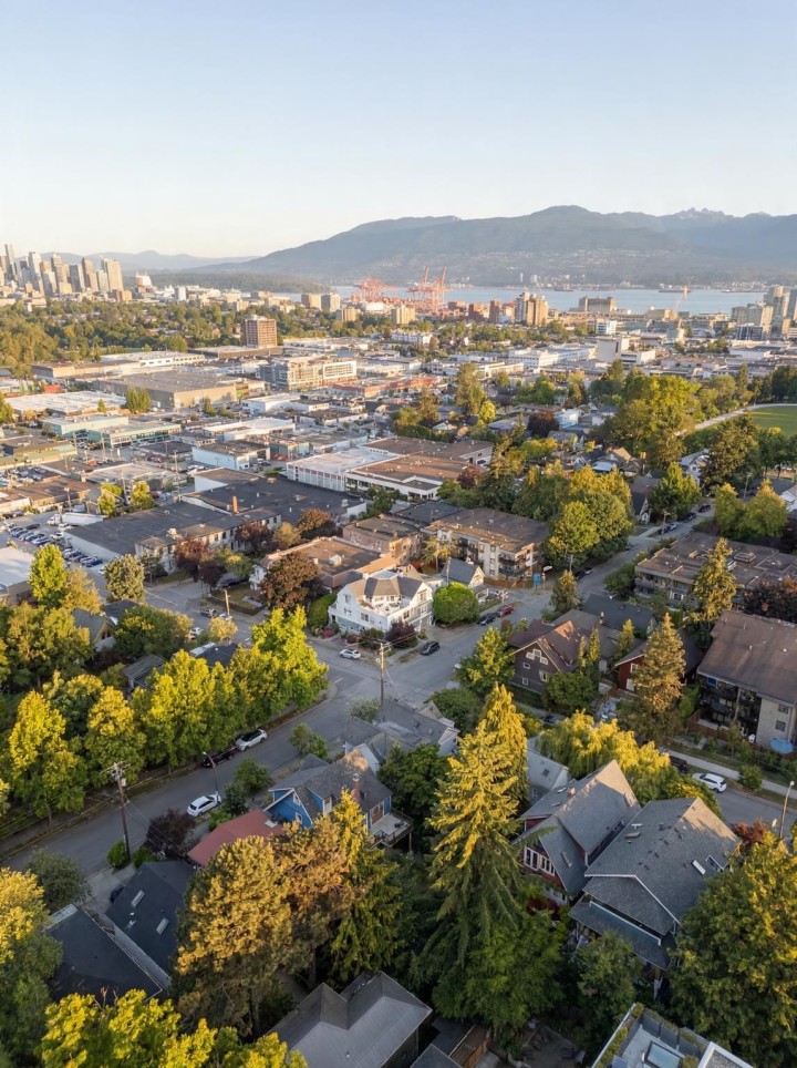 Photo 30 at 1345 Woodland Drive, Grandview Woodland, Vancouver East