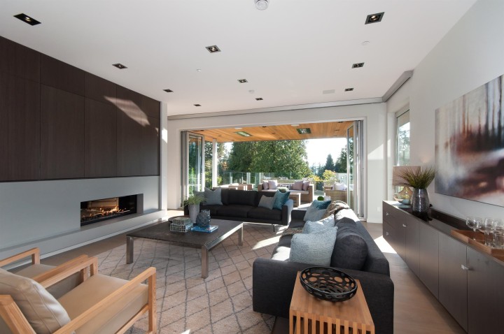 Photo 5 at 3023 Mathers Avenue, Altamont, West Vancouver