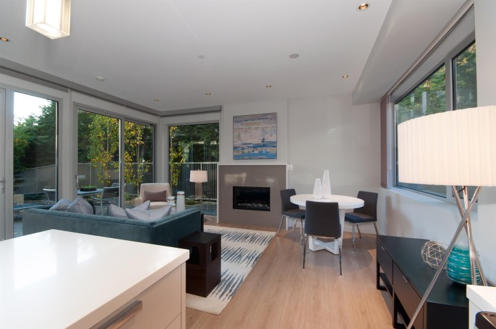Photo 9 at 3023 Mathers Avenue, Altamont, West Vancouver